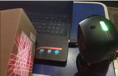 Máy quét mã vạch đa tia là gì?